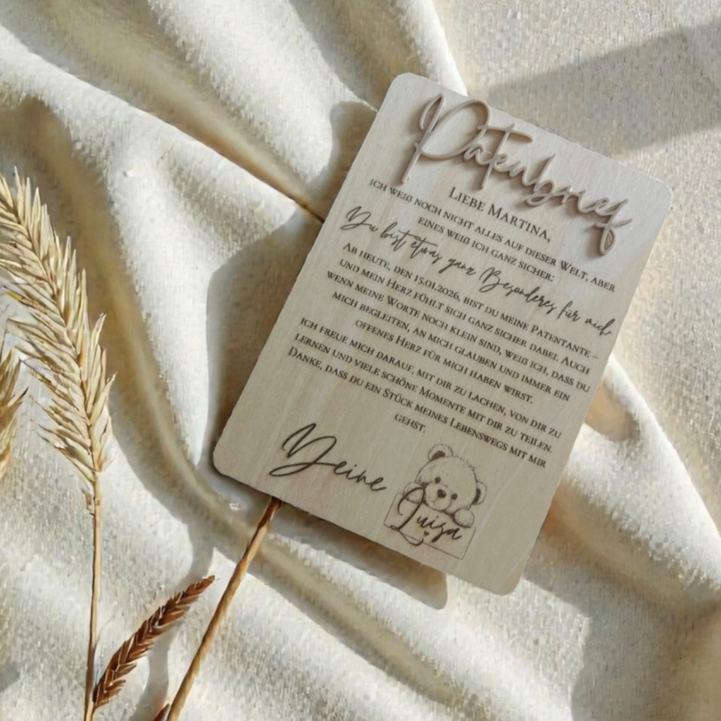 Personalisierter Patenbrief aus Holz  – Taufgeschenk mit 3D-Schrift