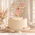 Caketopper zum 2. Geburtstag aus Holz mit Mädchen und Pony auf einer cremefarbenen Torte – KI-Szene