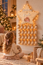 Wiederverwendbarer Stern-Adventskalender mit 24 Säckchen in gemütlicher Boho-Abendszene